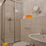 Konsum Gaestehaus Quisisana - أوبرهوف