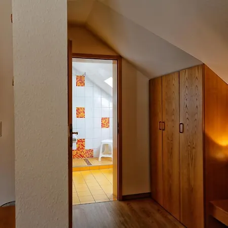 Otel Konsum Gaestehaus Quisisana - Oberhof (Thuringia)