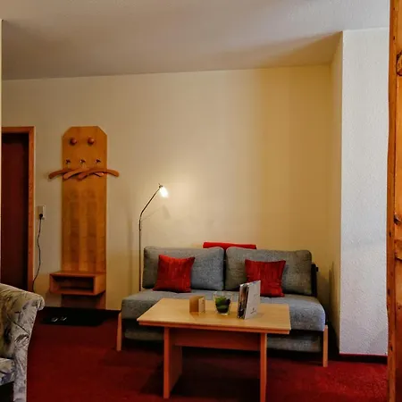 Otel Konsum Gaestehaus Quisisana - Oberhof (Thuringia)