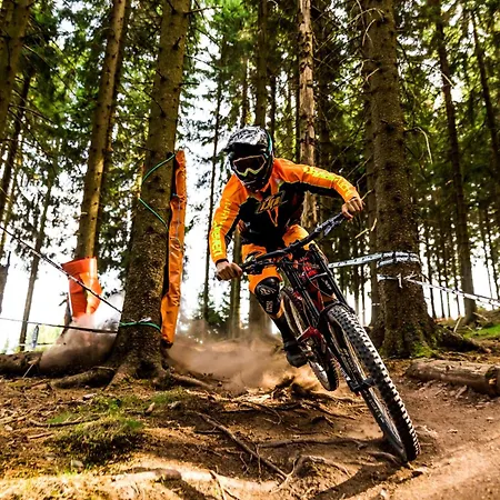 Konsum Gaestehaus Quisisana - Szálloda Oberhof