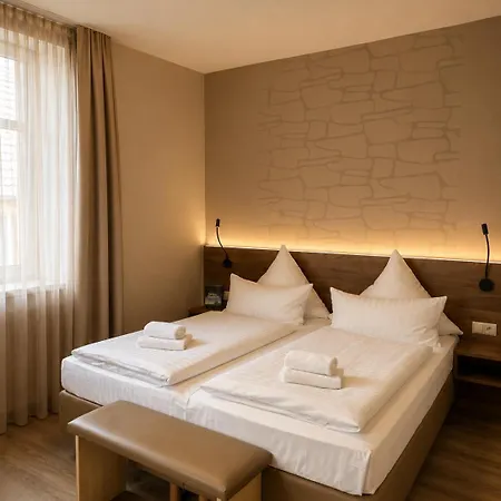 Otel Konsum Gaestehaus Quisisana - 3*