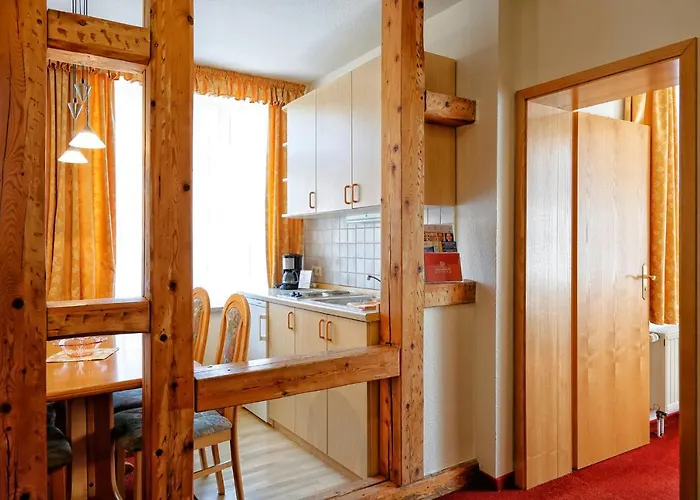 Konsum Gaestehaus Quisisana - Otel 3*